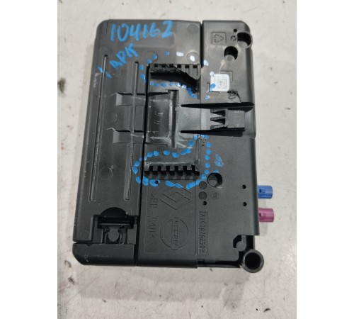 Блок управления антенны