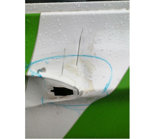 Дверь задняя правая