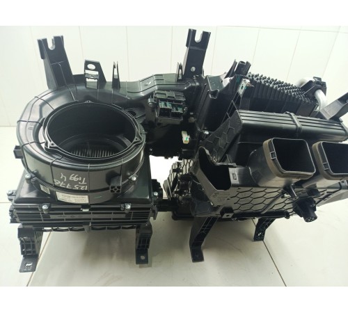 Корпус отопителя печки в сборе