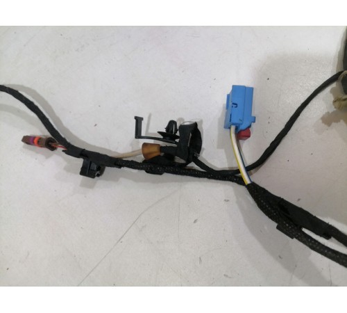 Электропроводка двери передняя правая