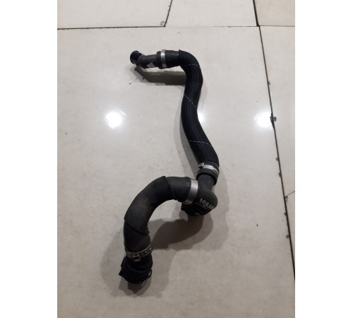 Патрубок системы охлаждения