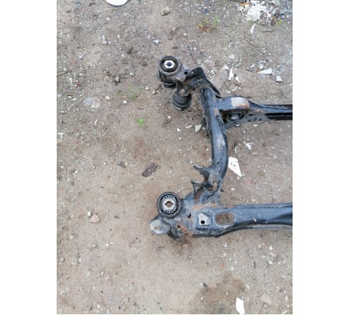 Балка подвески задняя