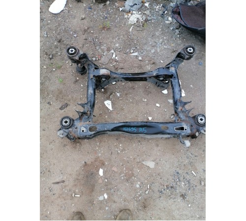 Балка подвески задняя