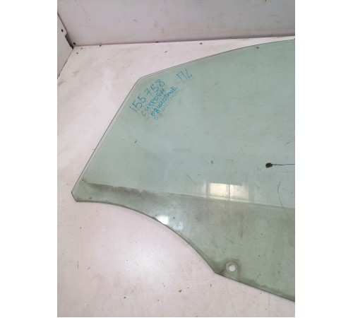 Стекло двери переднее левое