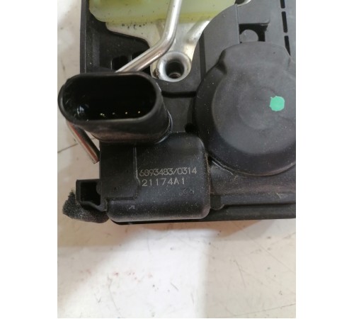 Замок двери задний левый