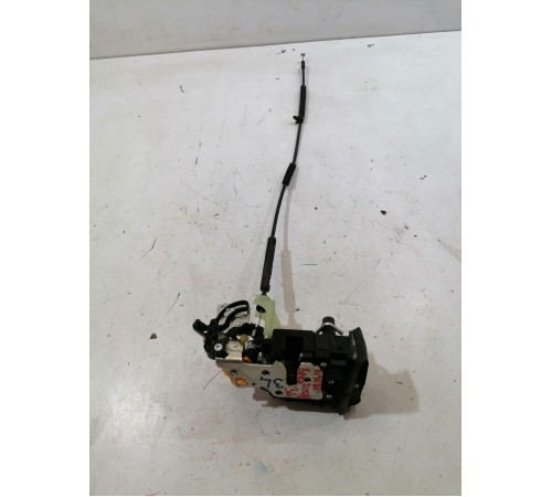 Замок двери задний левый