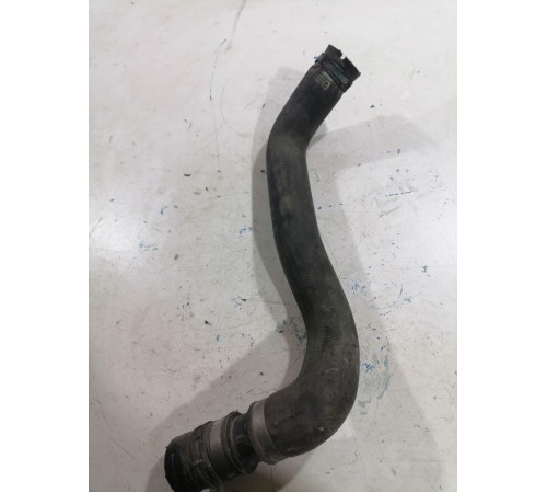 Патрубок радиатора