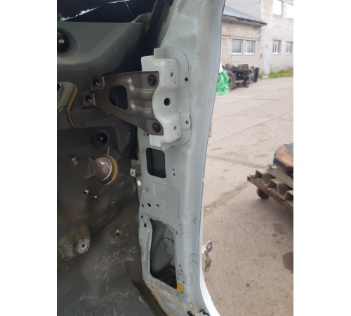 Стойка кузова передняя правая