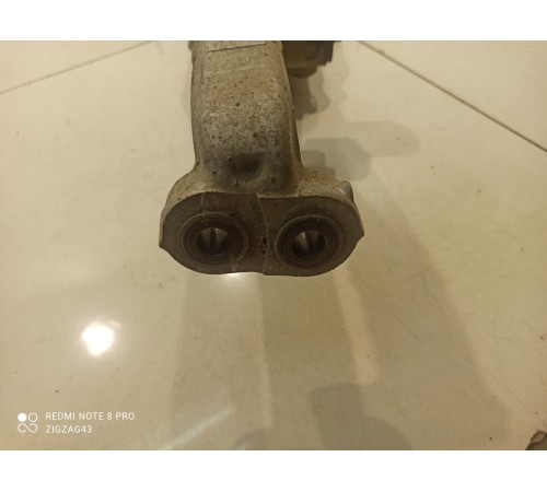 Кулак передний(передний левый)