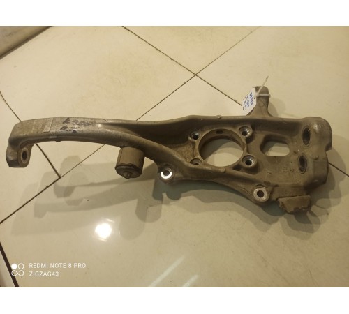 Кулак передний(передний левый)