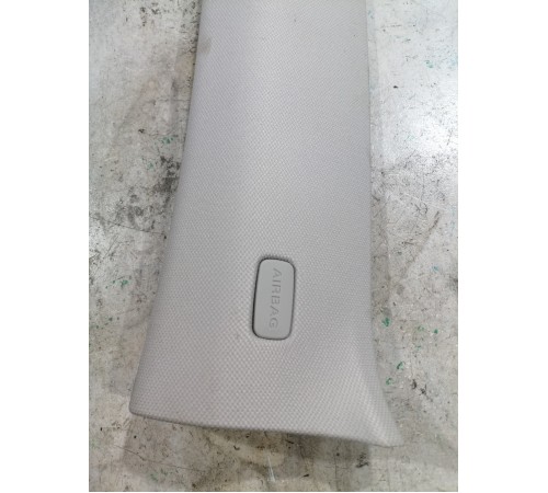 обшивка стойки правая 