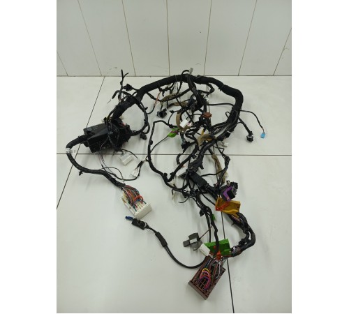 Электропроводка подторпедная с монтажным блоком