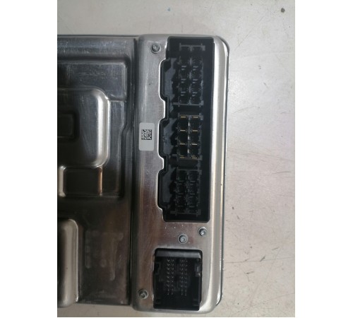 Центральный блок управления шин данных