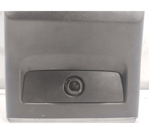 Накладка центральной консоли задняя