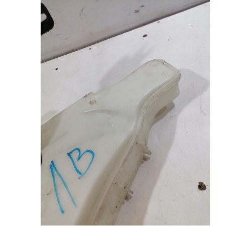 Бачок омывателя