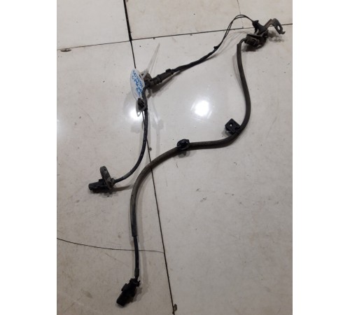 Датчик ABS(передний правый)