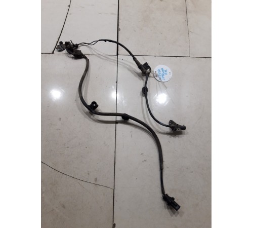 Датчик ABS(передний правый)