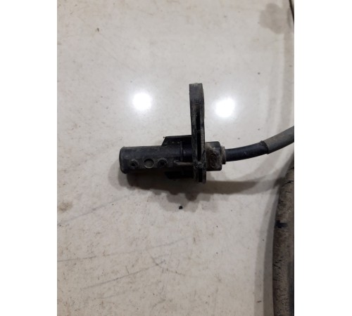 Датчик ABS(передний правый)