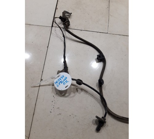 Датчик ABS(передний правый)