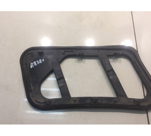 Водосток (передний правый)