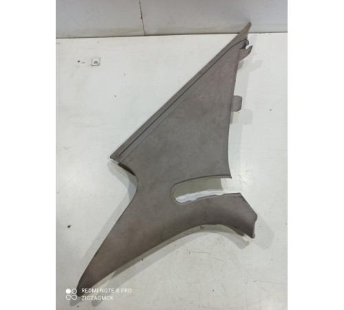 Обшивка стойки (задняя правая)