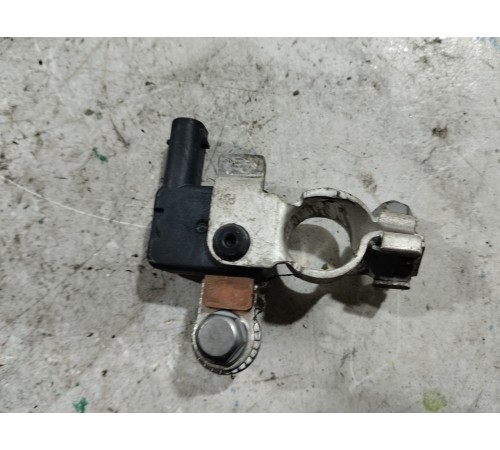 Клемма аккумулятора с датчиком заряда