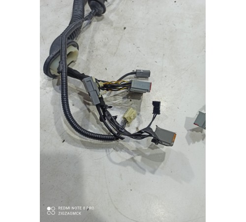 Электропроводка двери (передняя левая)