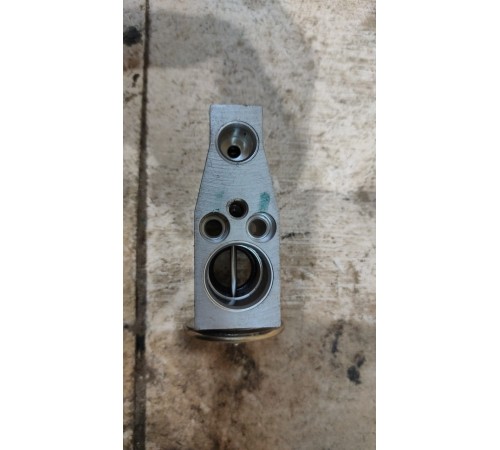 Клапан кондиционера