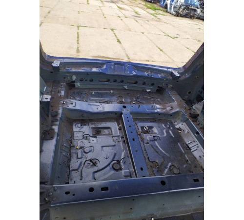 Ниша багажника(запасного колеса)