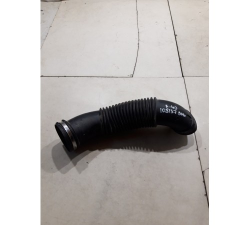 Патрубок воздушного фильтра