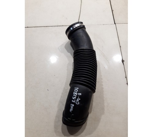 Патрубок воздушного фильтра