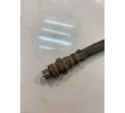 Шланг тормозной (задний, правый)