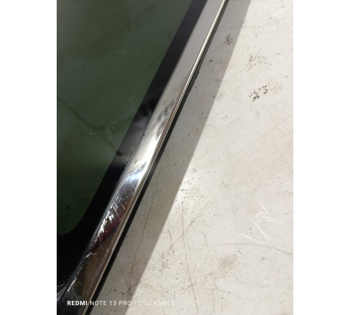 Глухое стекло(заднее правое)