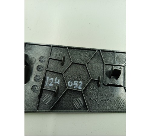 Накладка (заглушка) болтов мультимедии