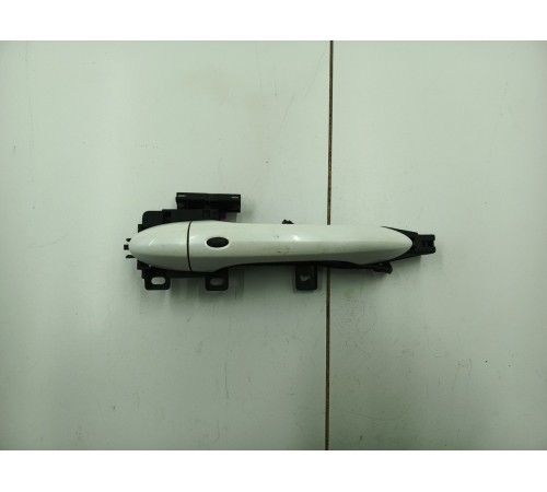 Ручка двери передняя правая внешняя