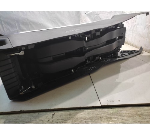 Центральная консоль в сборе