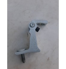 Петля двери(передняя левая верхняя)