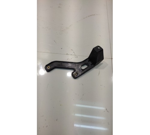 крепление крышки двс