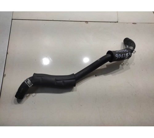 Патрубок системы охлаждения