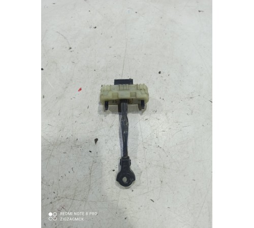 Ограничитель двери(задний левый)