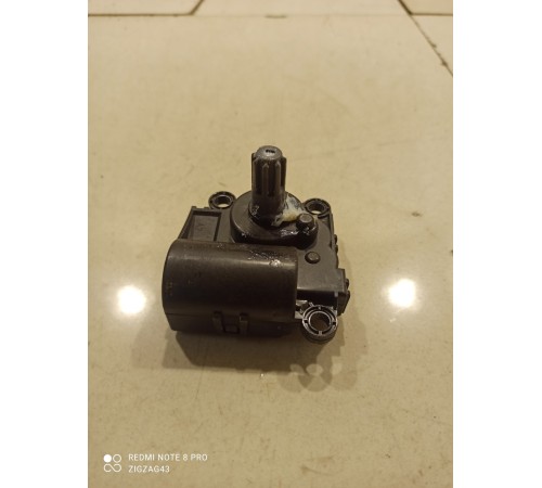 Моторчик заслоноки отопителя