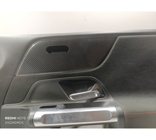 Обшивка двери передняя правая