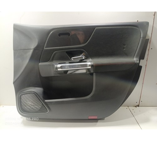 Обшивка двери передняя правая