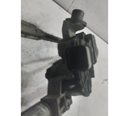 Трапеция стеклоочистителя в сборе