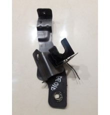 Кронштейн крыла (передний, правый)