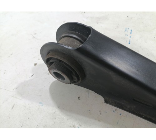 Рычаг задний продольный левый 