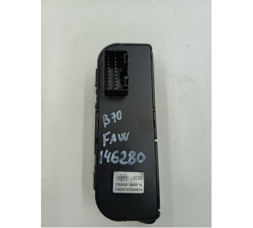 Блок кнопок многофункциональных торпедо