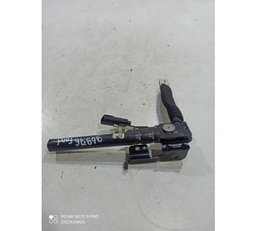 Преднатяжитель ремня безопасности передний правый