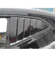 Глухое стекло (заднее, левое)