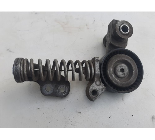 Натяжитель ремня